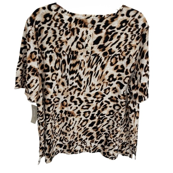 CHICO'S Womens Animal Print Top Leopard Short Sleeve Stretch NWT Size 4 (2X) - Picture 2 of 11